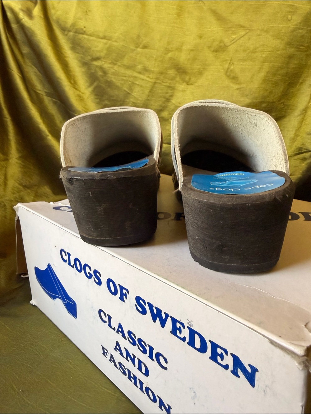 Women’s Black Peace Sign Clogs - Picture 3 of 6
